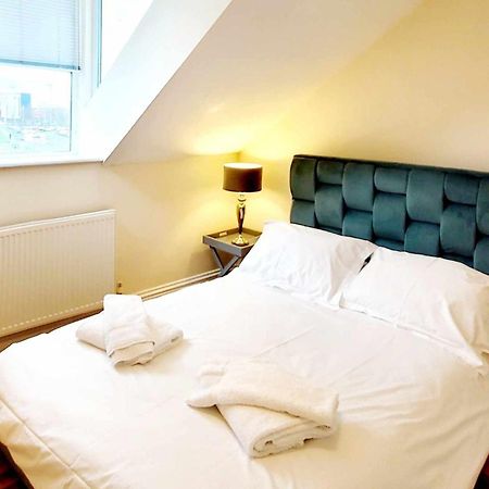 Apartment 5 - Two Bedroom Luxury Apartment Close To Town, Mainline Rail & Theatre Stylish And Comfortable Darlington  Eksteriør billede