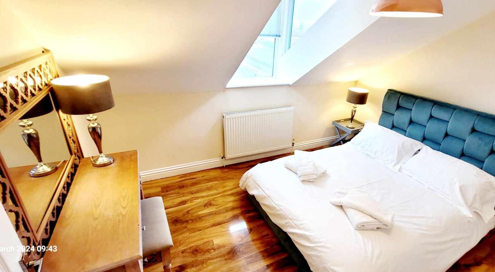 Apartment 5 - Two Bedroom Luxury Apartment Close To Town, Mainline Rail & Theatre Stylish And Comfortable Darlington  Eksteriør billede